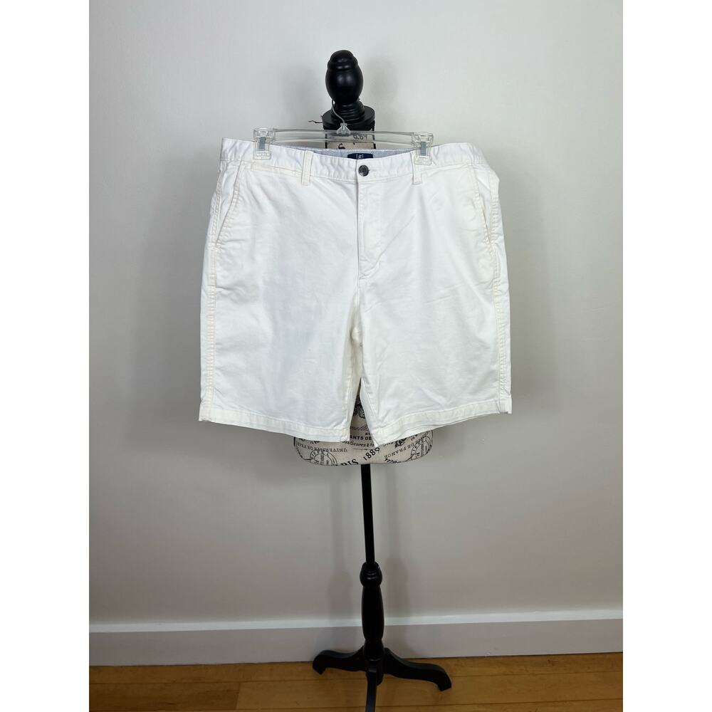 George White shorts with pockets